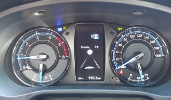 
									TOYOTA HILUX 2,8 D T4 Invincible Db.Kab aut. 4d AWD aut. gear full								