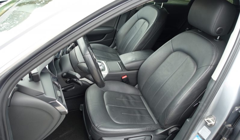 
								AUDI A6 AVANT 3,0 TDi 218 Avant quattro S-tr. 5d full									